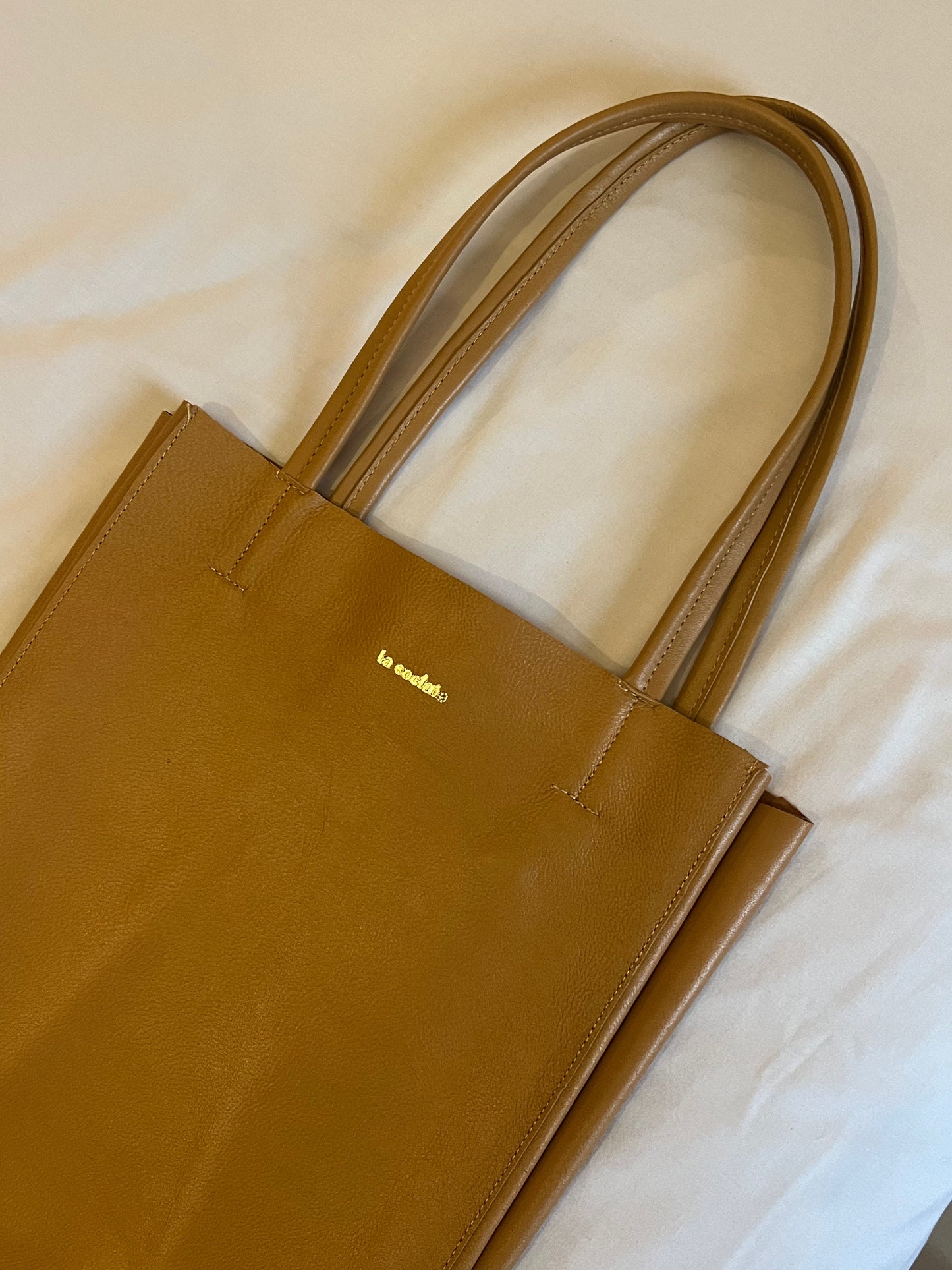 The Wanderlust Leather Tote